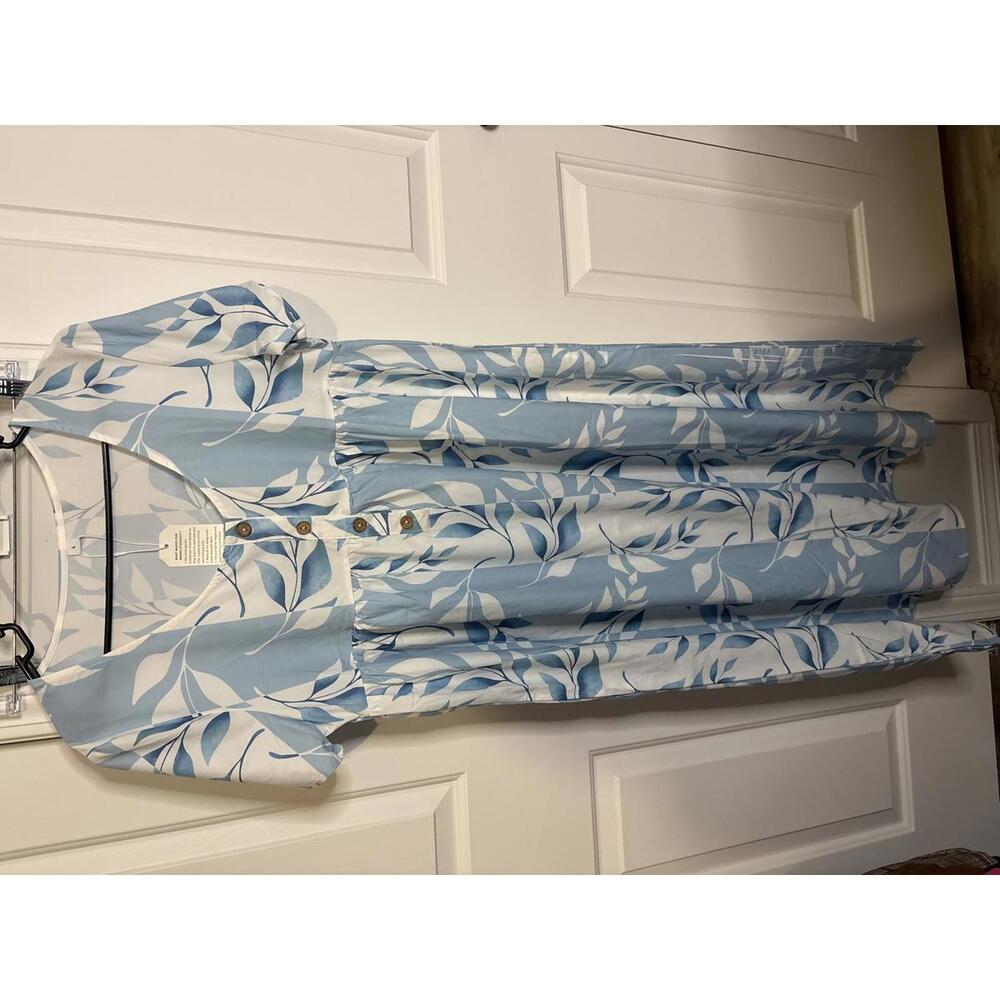 Blue and White Leaf Print Midi Dress with Button Front Size Large 432
